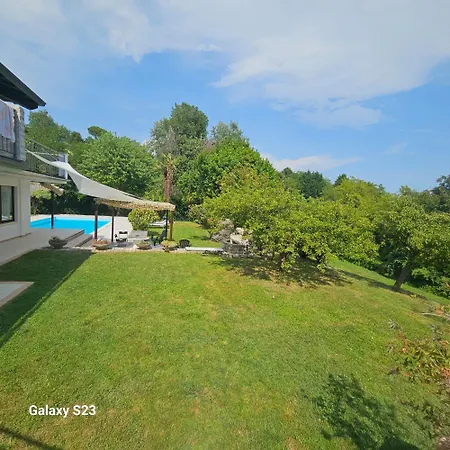Aurora Villa